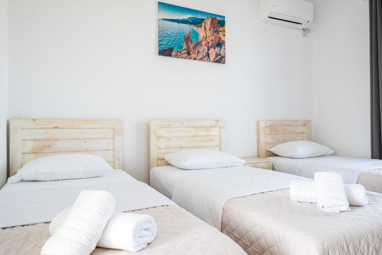 Blue Horizon Hotel Химар Екстериор снимка