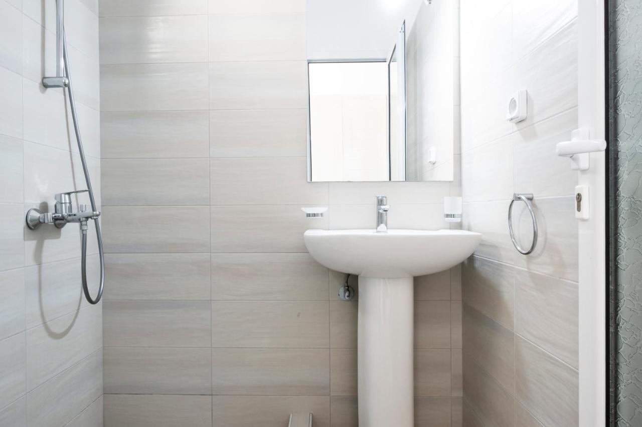 Blue Horizon Hotel Химар Екстериор снимка